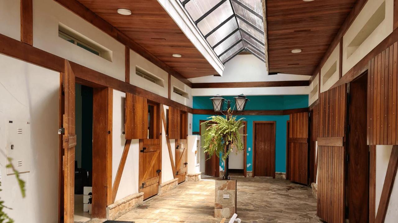 Апартаменты Duplex Luxo Com Piscina Aquecida, Lareira E Wifi Кампус-ду-Жордау Экстерьер фото
