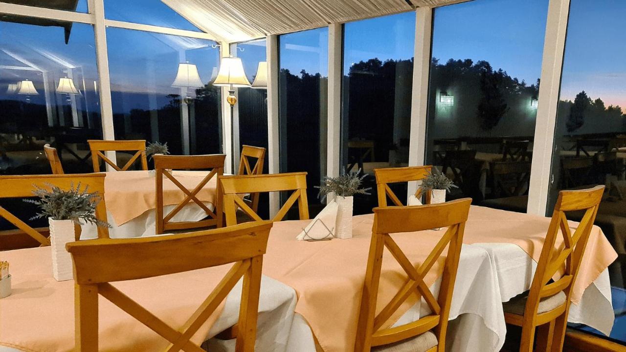 Апартаменты Duplex Luxo Com Piscina Aquecida, Lareira E Wifi Кампус-ду-Жордау Экстерьер фото